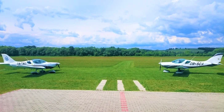 Dobrodruh, rojko, milovník prírody, či nádejný PILOT… Pre každého z nich bude let malým lietadlom zážitok na celý život