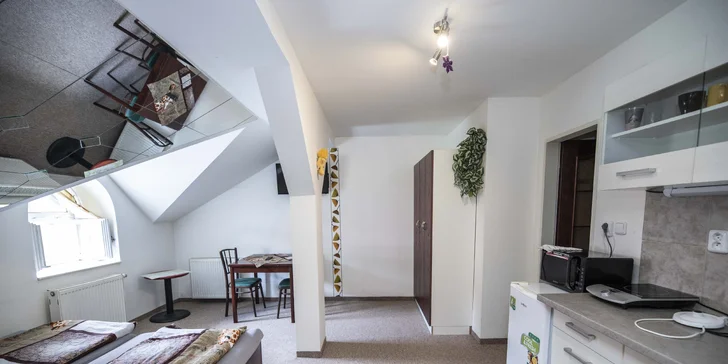 V apartmánech najdete vše, co potřebujete, včetně TV a připojení na Wi-Fi (apartmán Alex).