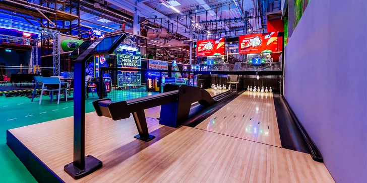 Zábava vo FUN GAME: Interaktívny DuckPin bowling pre 1 až 4 osoby, aj v kombinácii s virtuálnou realitou