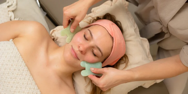 Tvárova gua sha, bukálna či myoliftingová masáž či konzultácia podľa čínskej medicíny