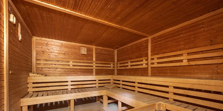 Většina balíčků slibuje také vstup do saunového světa. 