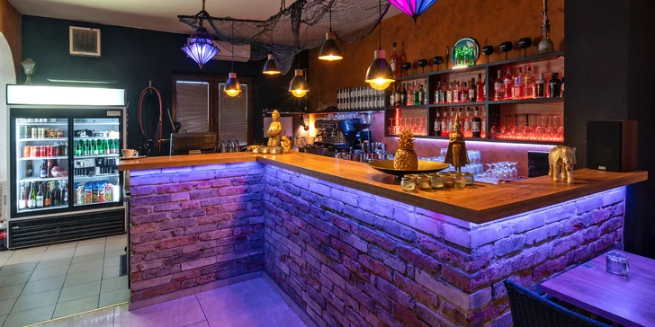 Sendvič, čaj nebo míchaný drink i vodní dýmka pro jednu nebo dvě osoby
