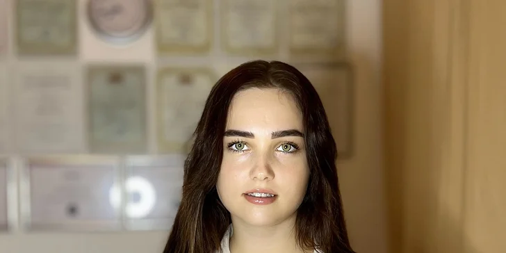 Postará se o vás Rostyslava Vovchyk, která se kosmetikou aktivně zabývá již několik let.