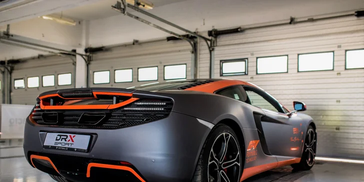 McLAREN MP4-12C