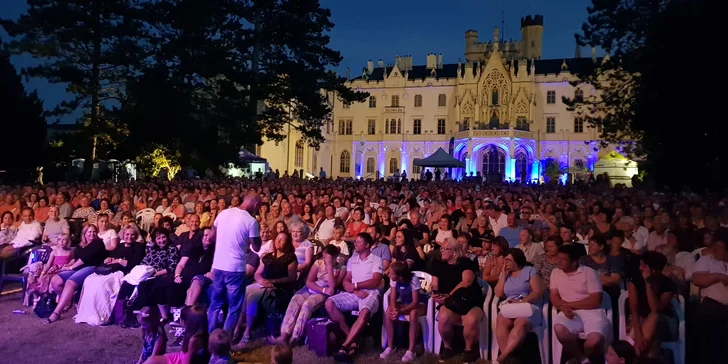Vstupenka na vybraná představení pod širým nebem - Lednice