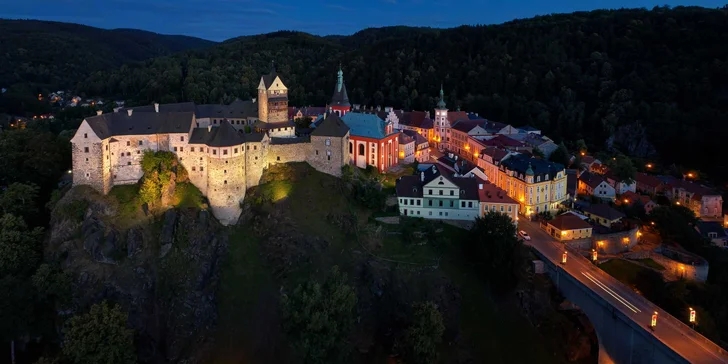 Romantika s výhledem na hrad Loket: 3–4 noci s bohatou snídaní pro dva