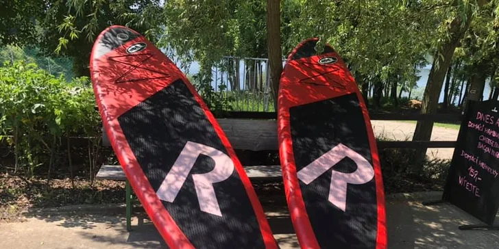 Paddleboard vám půjčí v bistru Pergola...