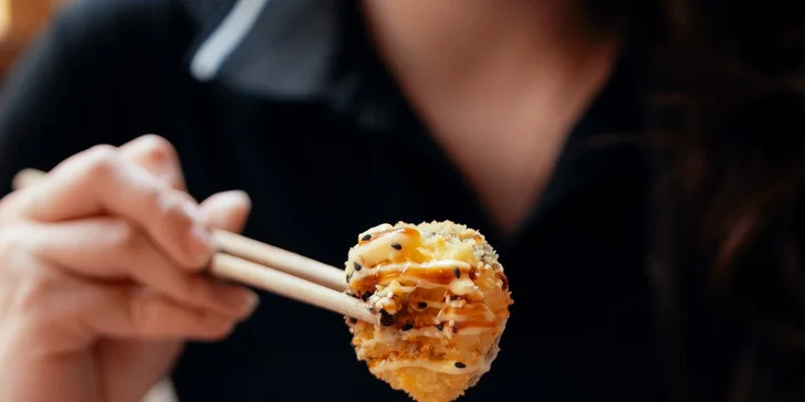 Na rozehřátí si můžete dát závitky či dim sum knedlíčky.