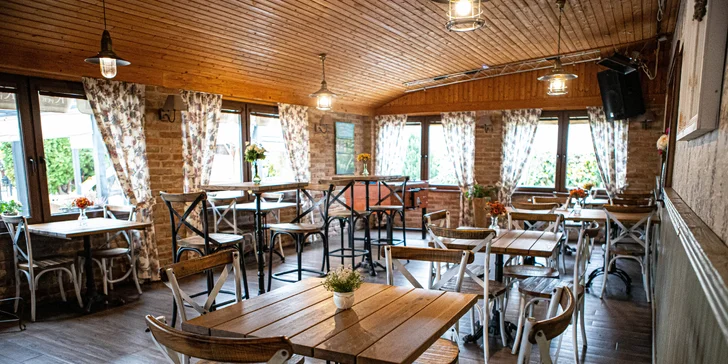 Na chutné snídaně si zajdete do útulné restaurace.
