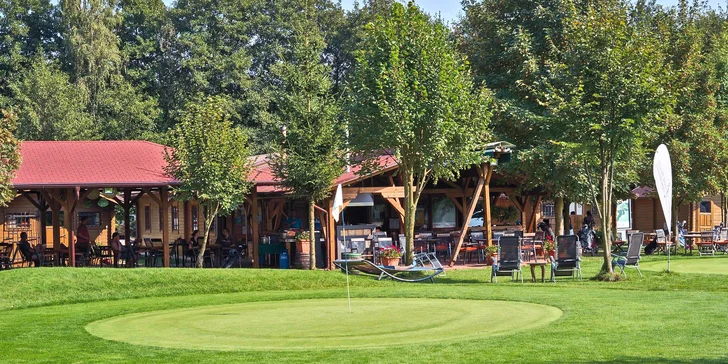 Kánoe si půjčíte a vrátíte na stejném místě – v areálu golfového hřiště.