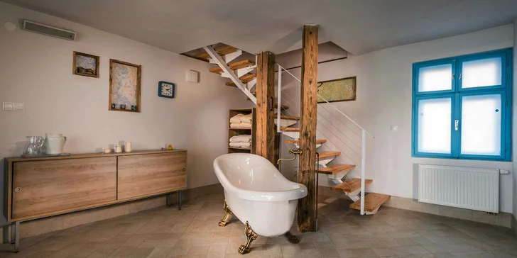Zabudnite na každodenný stereotyp a vkročte do sveta absolútneho relaxu vďaka príjemnému rodinnému wellness centru.