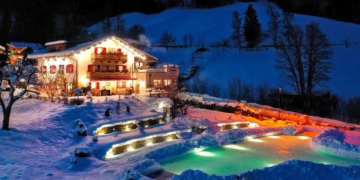 Boutique hotel v Zell am See: wellness s přírodním jezírkem, polopenze i karta výhod