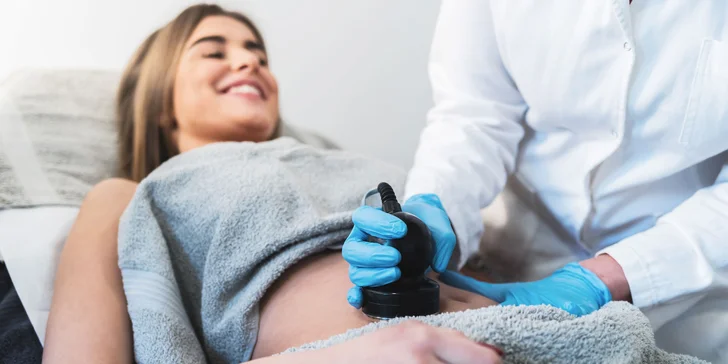 Vyformujte si telo s rádiofrekvenciou, kavitáciou alebo lipolaserom