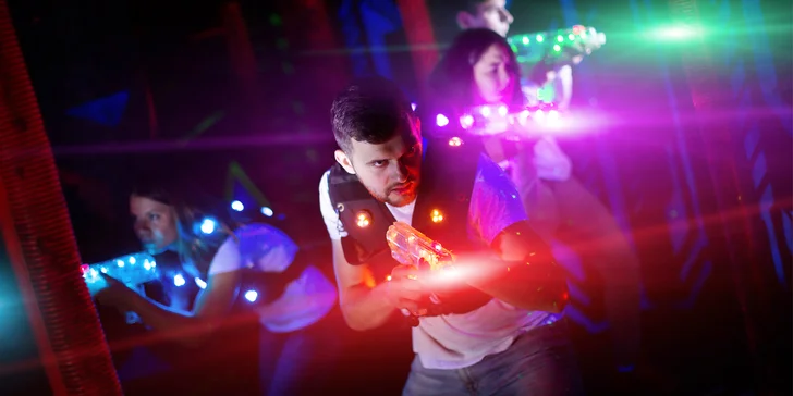 Přijďte si zahrát lasergame do Aurory v Kladně. 