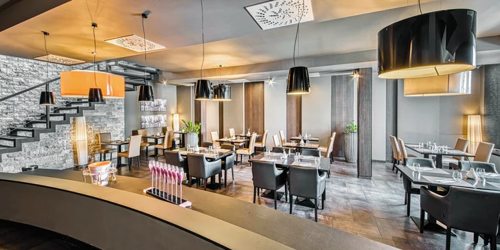Degustační menu s treskou a jelením hřbetem, relaxace ve wellness i masáž pro 2 osoby