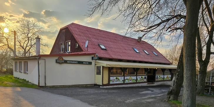 Společnost mu bude dělat redukovaný výpek, hořčice, křen, okurky, beraní rohy, jalapeño a chleba.