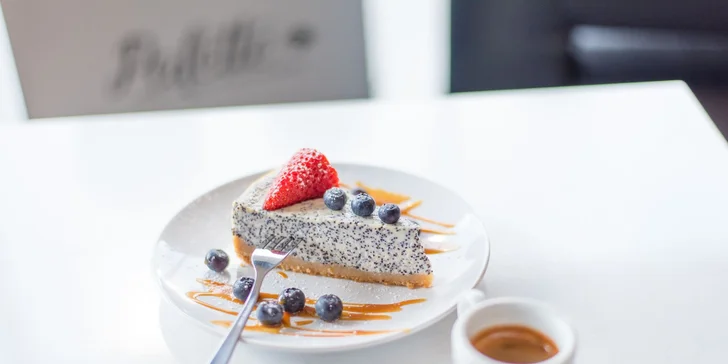 Espresso alebo čaj a domáci cheesecake