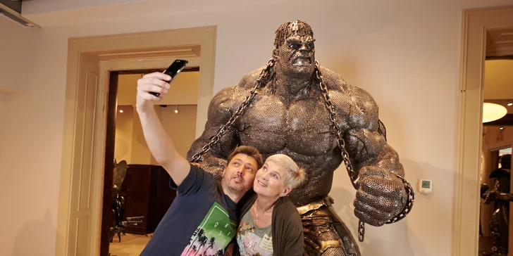 Udělejte si selfíčko se svým oblíbeným superhrdinou.