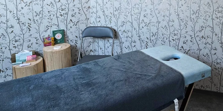 Na výběr je také celotělová masáž Beskydské pohlazení.