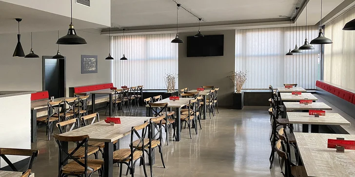 Příjemný podnik najdete na sídlišti Dubina v Pardubicích. 