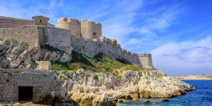 Z Marseille se můžete lodí vydat na ostrov If. 