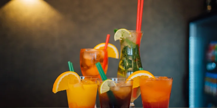 Přiobjednejte si drink a připijte si na parádní rande.
