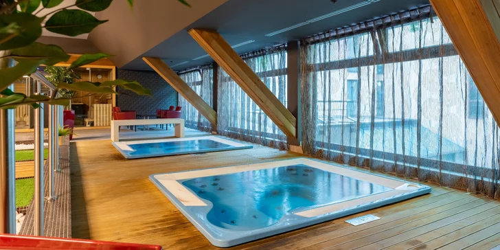 Romantika vo wellness a večera pre dvoch v Holiday Inn**** Trnava