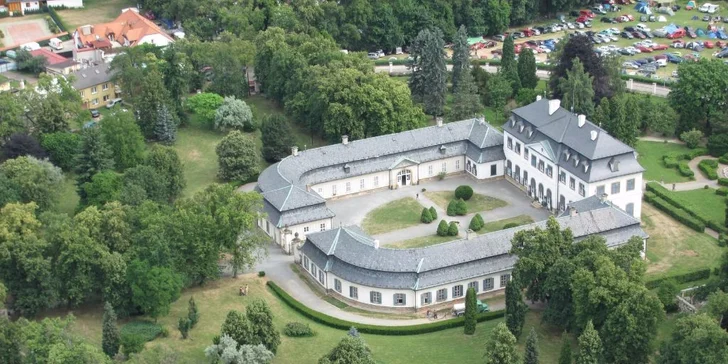 Pohled na zámek. 