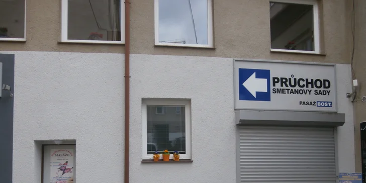 Salon najdete v centru Plzně.