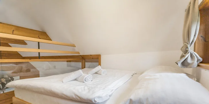 Štvorlôžková mezonetová izba s balkónom