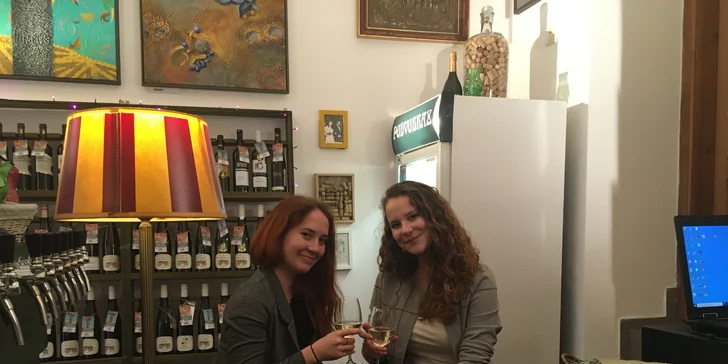 Ve dvou si tu užijete prima posezení.