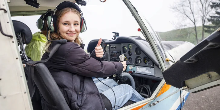 Pilotem letounu Zlín 43 na zkoušku: 30 nebo 40 min. letu pro 1 až 3 osoby