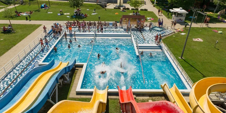 Termálne kúpele a kúpalisko s aquaparkom Zalakaros