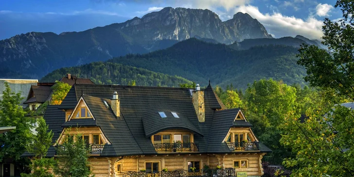 Vychutnejte si ranní kávu s výhledem na panoráma Gubałówky.