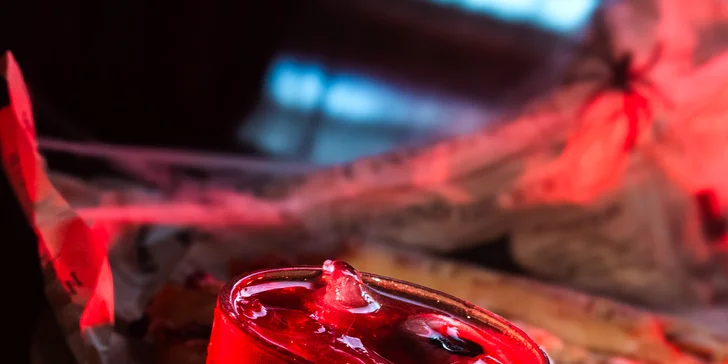Nezabudnuteľný Halloween na nábreží: Drink na privítanie, fotostena aj skvelý DJ.