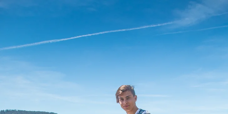 Při zapůjčení se neskládá vratná kauce. 