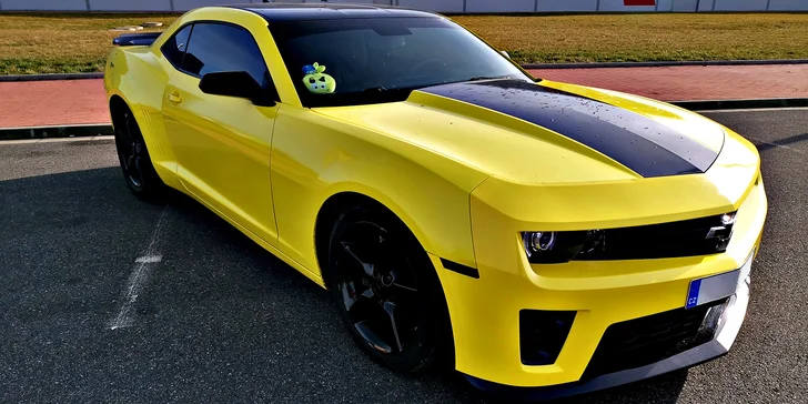 Chevrolet Camaro Bumblebee až na 24 hodin s neomezeným nájezdem km