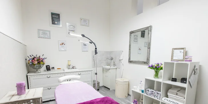 V salóne sa pracuje s profesionálnou kozmetikou nemeckej značky PHYRIS, ktorá je vhodná pre každý typ pleti.