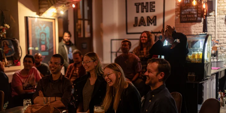  Od stand-up komedie přes hudbu až po příležitostná představení. 