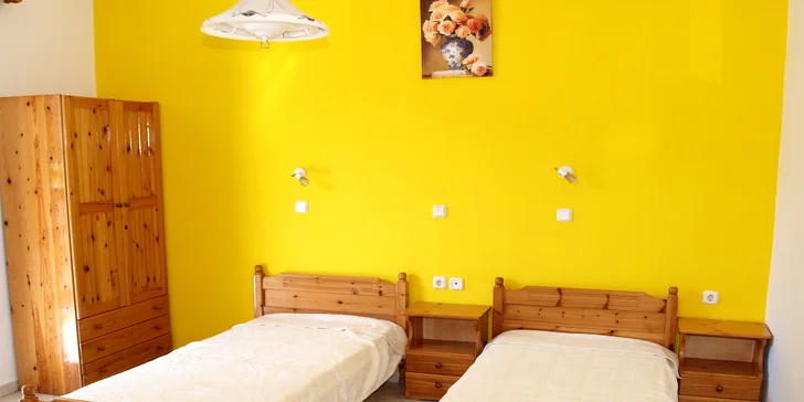 Vejdou se sem jak páry, tak čtyřčlenná rodina. Dětská postýlka je na vyžádání zcela zdarma.