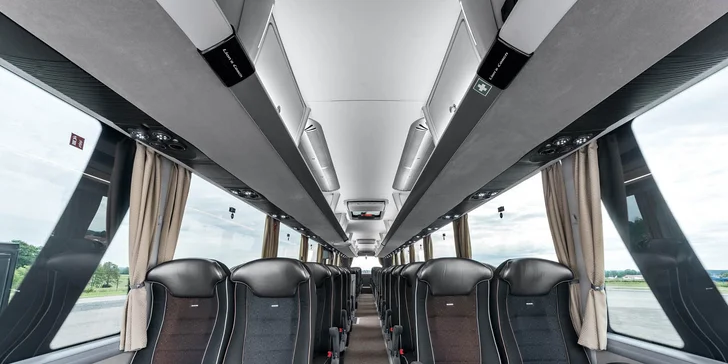 Na výlet pojedete moderním klimatizovaným autobusem.