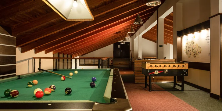Hotel nabízí spoustu aktivit. Zahrajte si třeba kulečník nebo stolní tenis. 