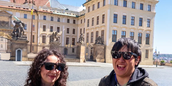 Uvidíte zaniklé architektonické poklady, stanete se svědky silných historických momentů a zažijete prohlídku Hradu jako nikdy předtím. 