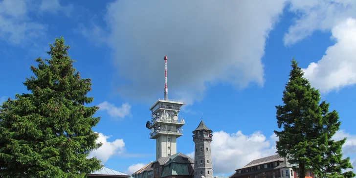 Půl hodinky jízdy a jste na Klínovci.