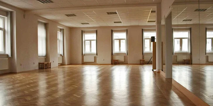 V nabídce najdete kondiční cvičení a také tzv. slow lekce.