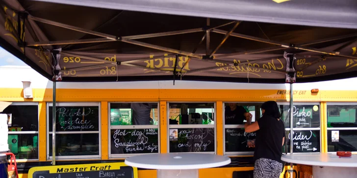 A jelikož je tu i bistro, nebude problém ani s občerstvením. 