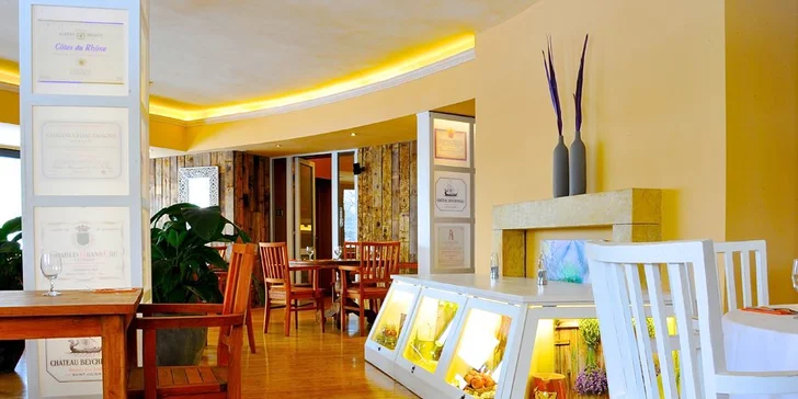 Restaurace je otevřená denně od 11 do 22 hodin.