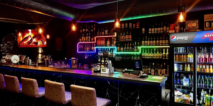 Otevřené vouchery v hodnotě 500-1000 Kč na cokoli z menu v karaoke a shisha AMAbaru