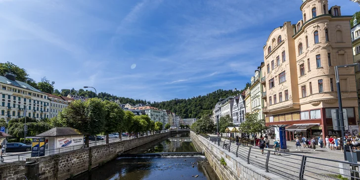 Hotel sa nachádza len 129 m od kolonády.