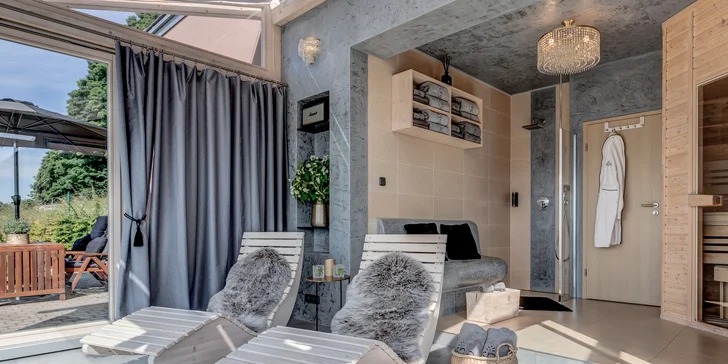 Relaxační prostor v zimní zahradě přímo sousedí s apartmánem View.